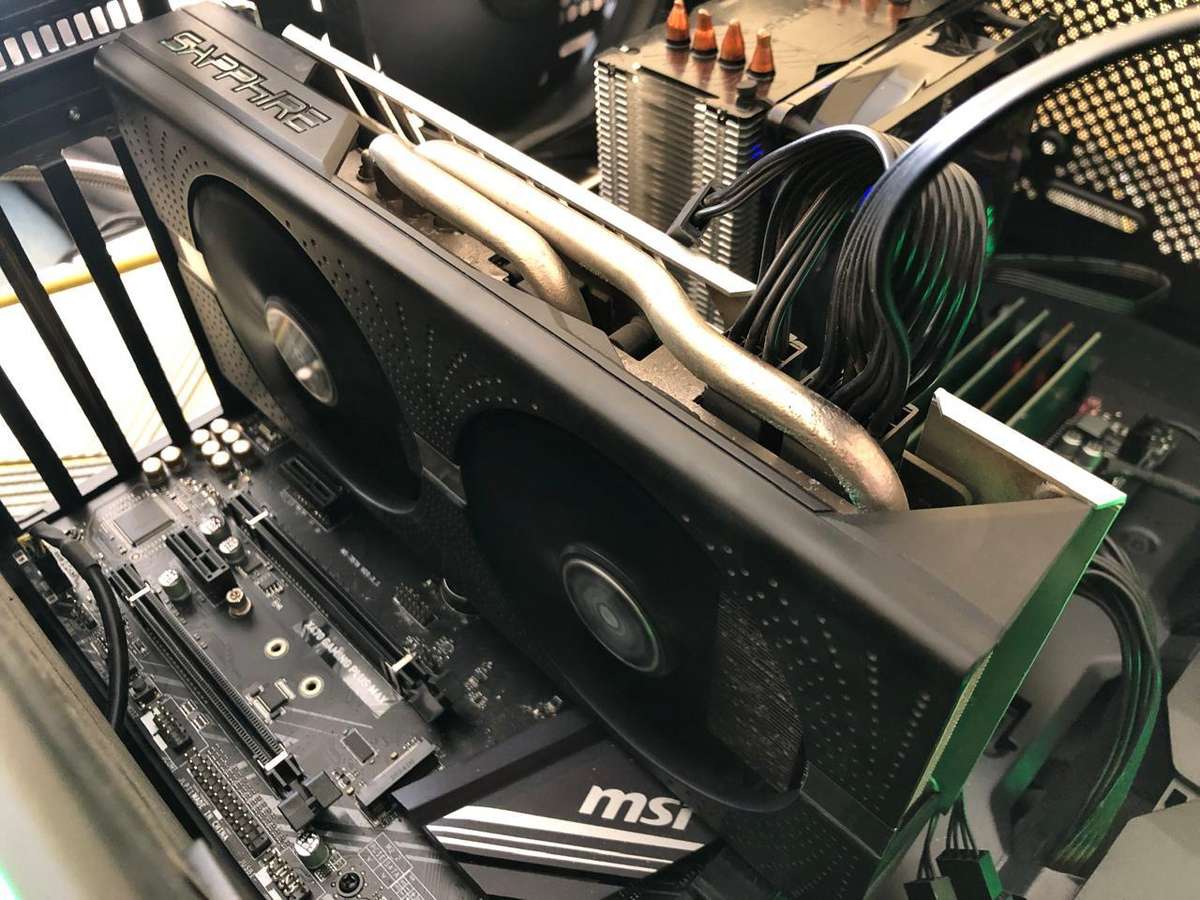 Sapphire Nitro+ RX 570 4GB Graphics Card