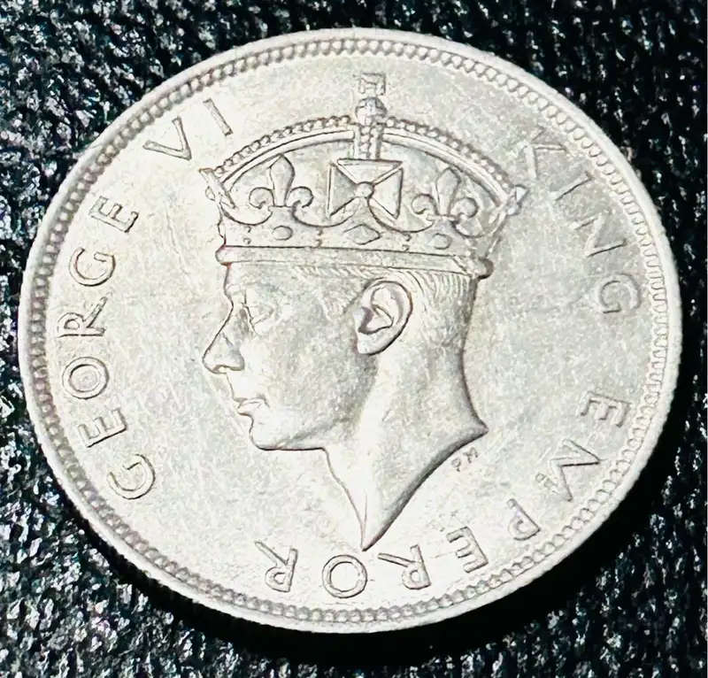 1942 SOUTHERN RHODESIA SILVER 925 HALF CROWN UNCIRCULATED