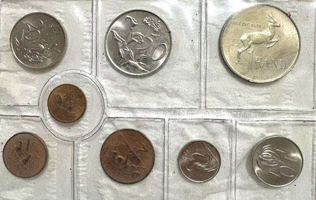 SA 1970 UNC Coin Set with Silver R1 and half cent - Only 10 000 sets