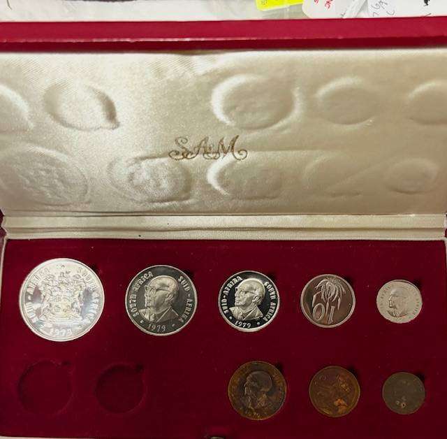 SA 1979 Proof Set in Red Mint box