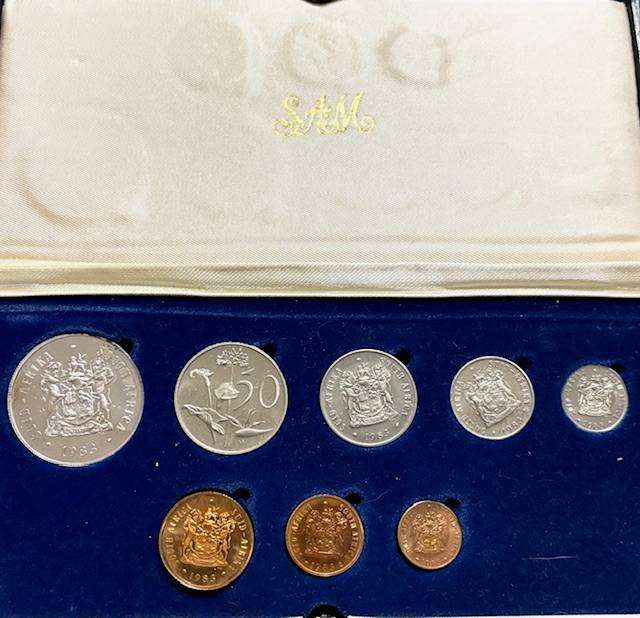 SA 1983 Proof Mint set in Blue box