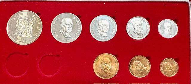 SA 1982 Proof Mint Set in Red Mint box