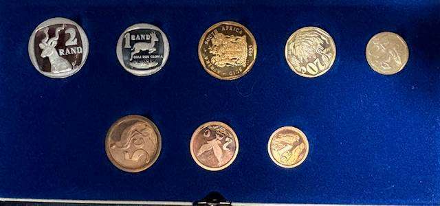 SA 1993 Proof Mint Set with FW de Klerk One Rand in Blue mint box