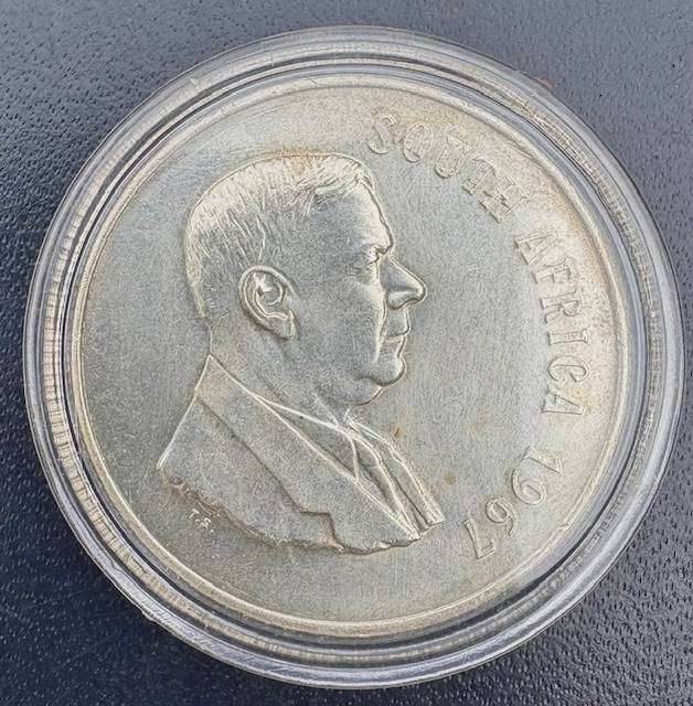 1967 R1 Verwoerd - English in capsule