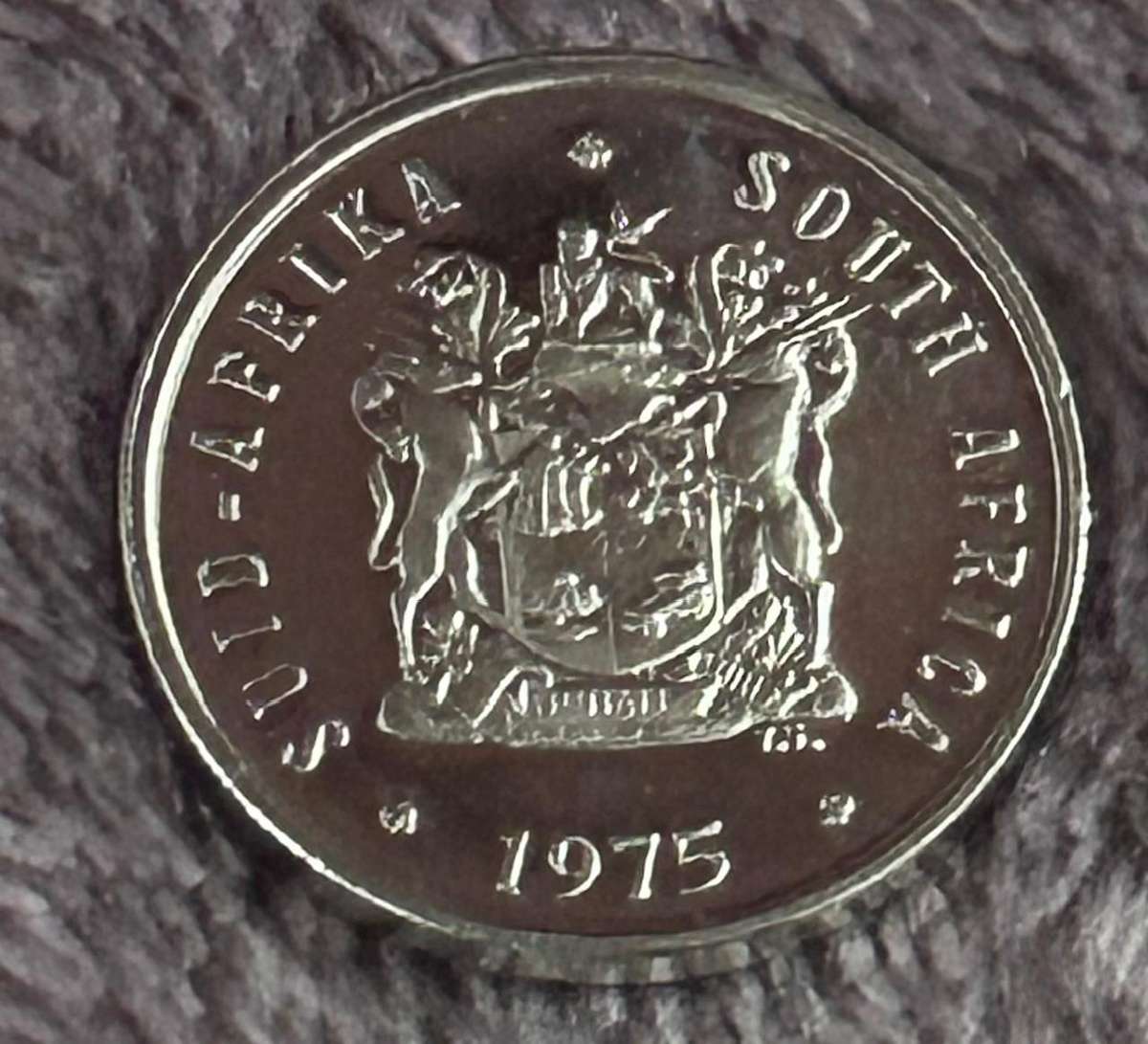 1975 Proof set of 5 cent and 10 cent  and 20 cent Package - Spotless coins