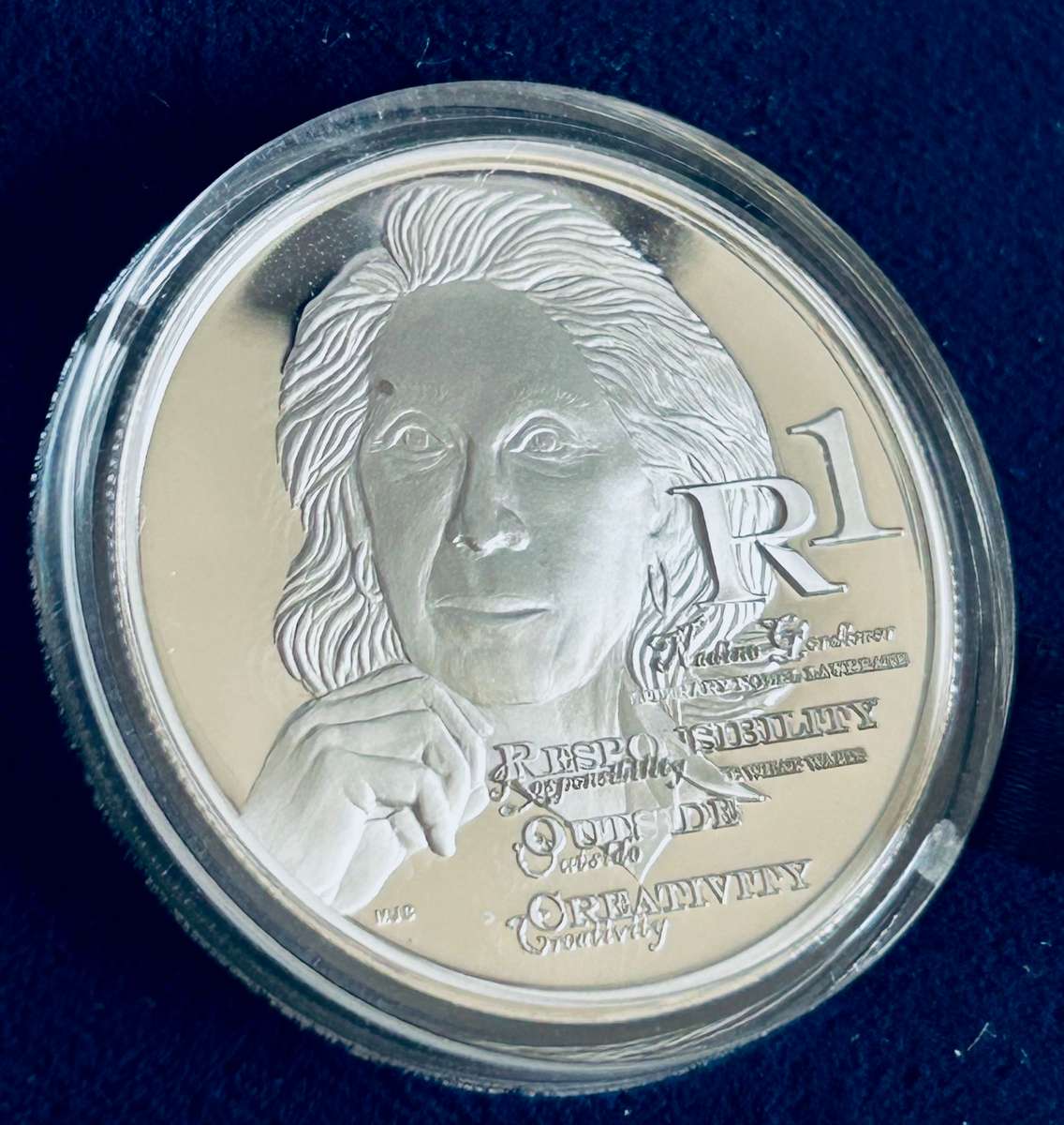   2010 SILVER PROOF R1 - NADINE GORDIMER  LOW PROOF MINTAGE 1939
