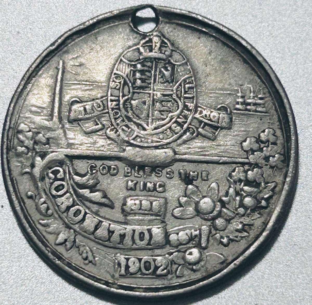  1902 KING EDWARD VII (SILVER) CORONATION MEDALLION (RARE IN SILVER) - SEE DESCRIPTION