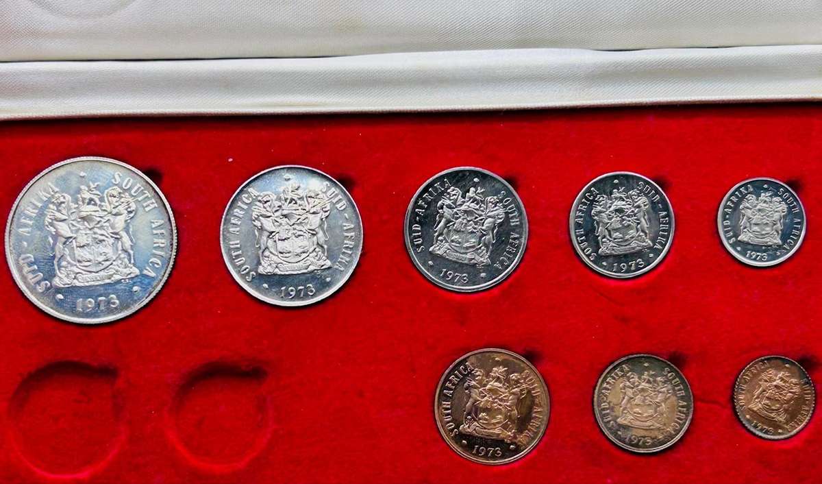 1973 SA Proof set in original mint box silver Rand low mintage - only 4000 Proof sets