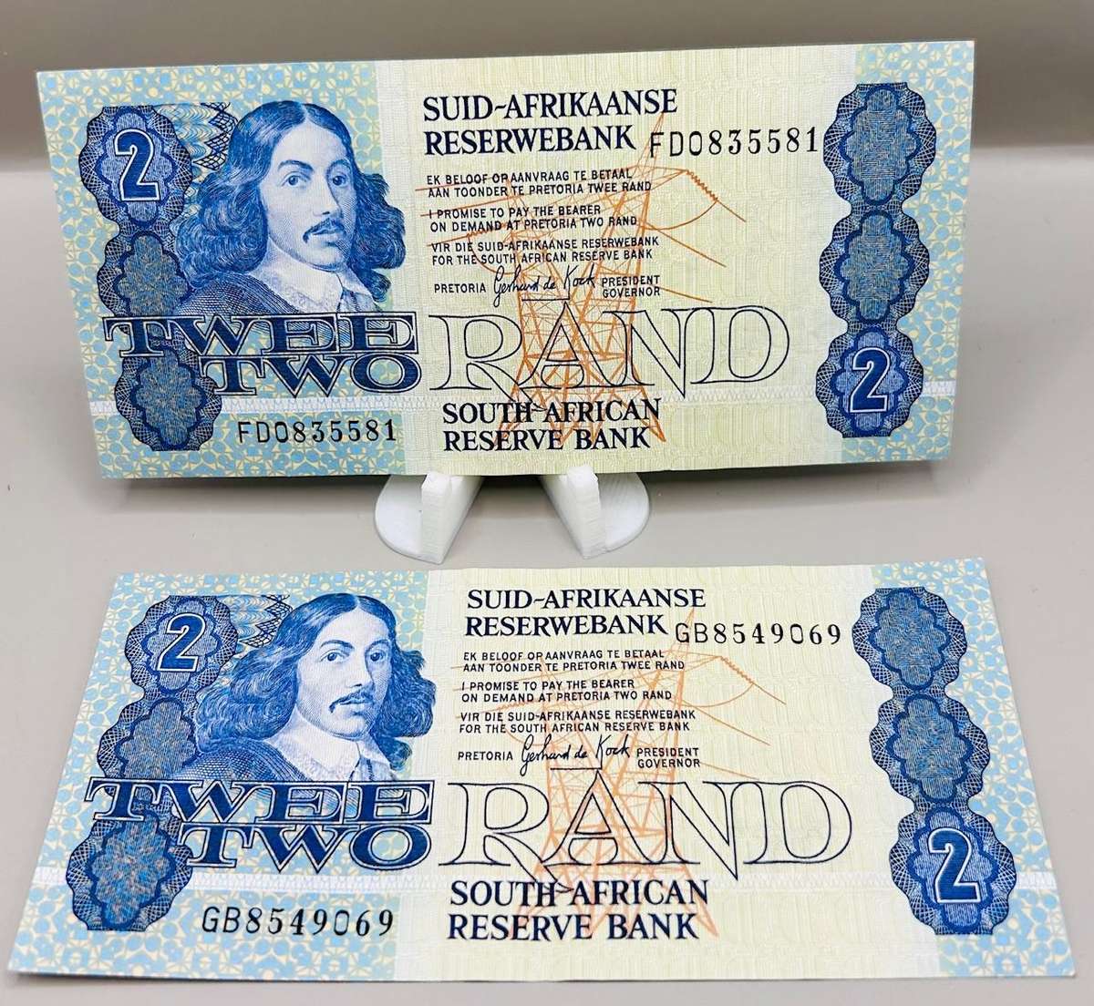 Two Sequential Gerhardt de Kock Two Rand Notes A/U