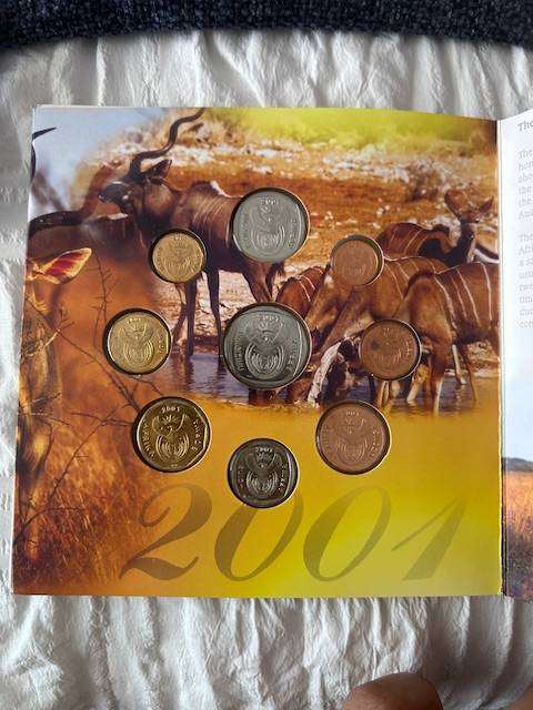 2001 UNC Mint Pack as from Mint Sealed Mintage 5577