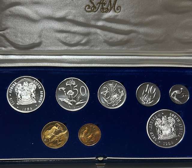 1984 South Africa Proof set Silver R1 to 1 cent and Nickel R1 in ORIGINAL blue SA mint box
