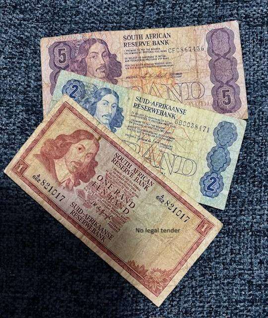 South African R5 and R2 and R1 notes