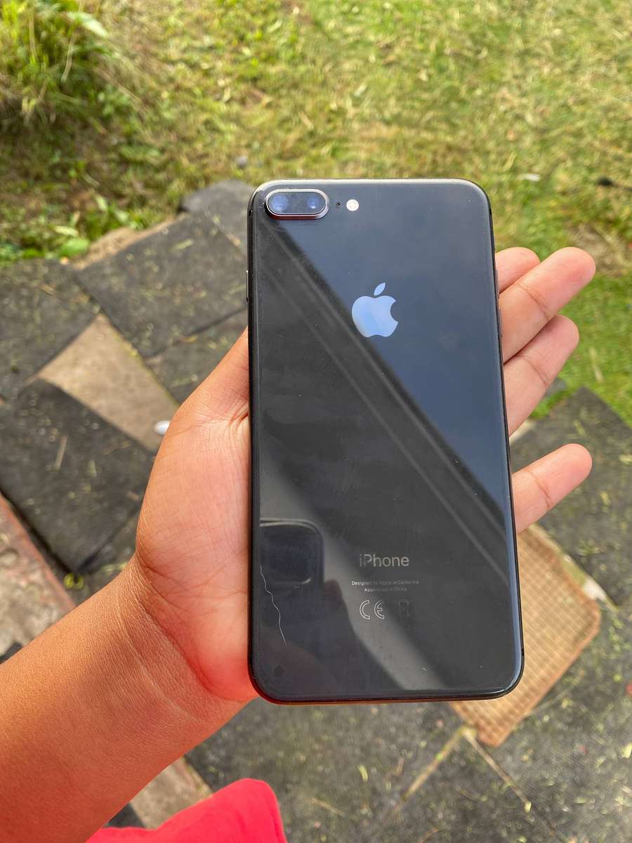 iPhone 8 Plus- 64G