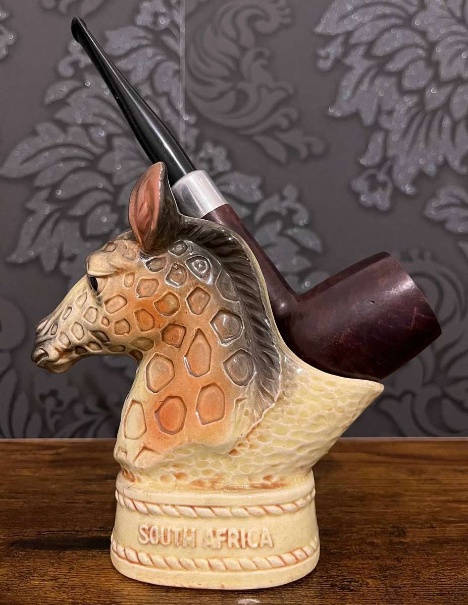 Vintage South Africa Giraffe Ceramic Pipe Holder + Briar Pipe