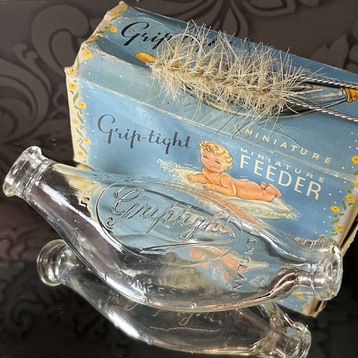 Vintage Grip-tight Miniature Baby Feeder with Original Box (England)