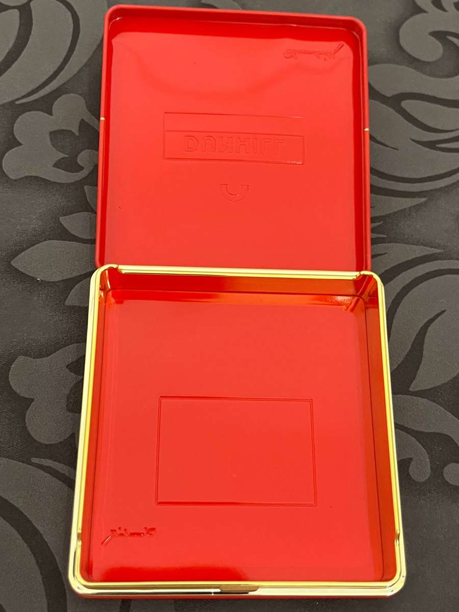 Dunhill Cigarette Collectors Tin  London Tobacco Co. Ltd.