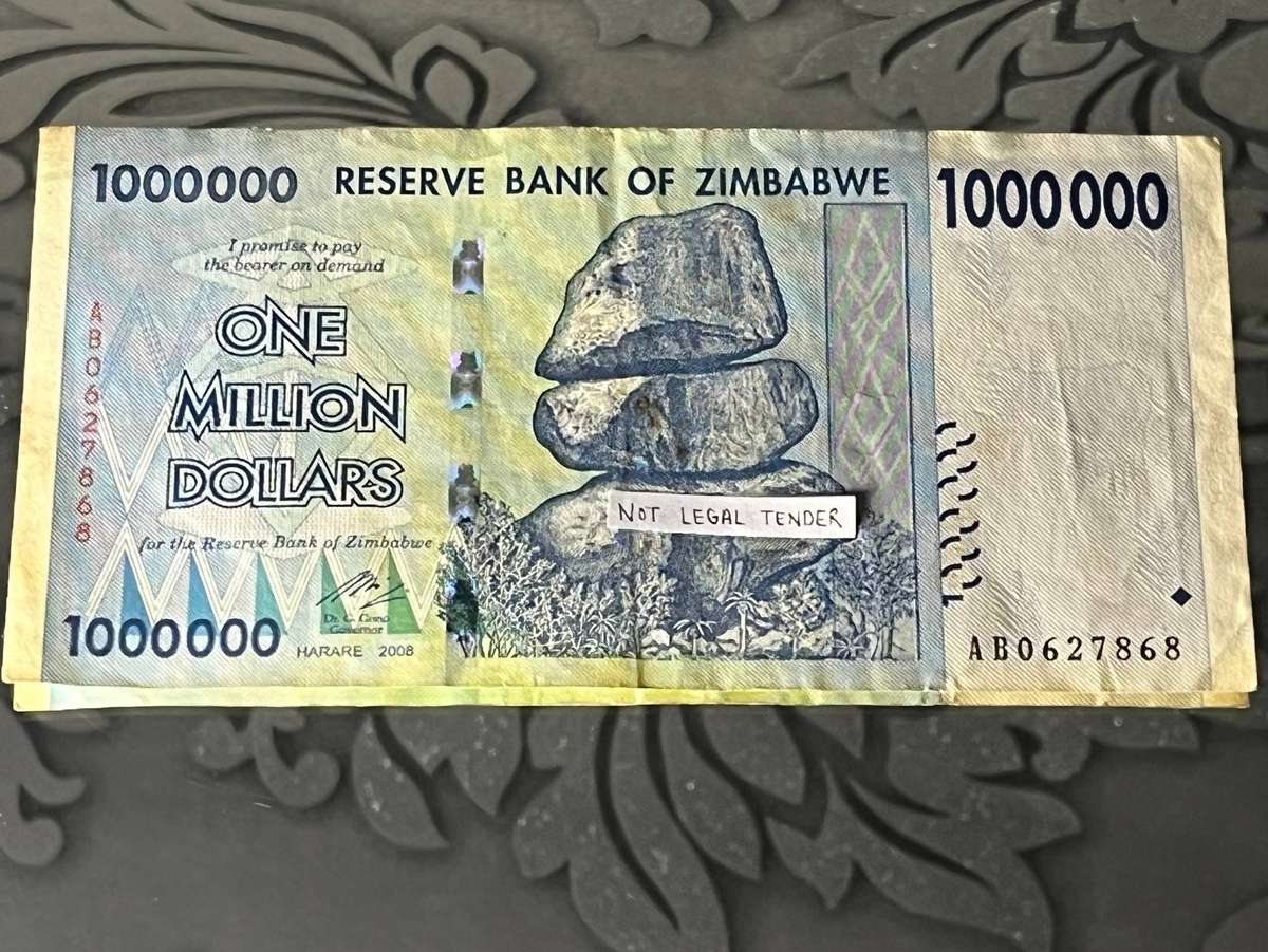 Zimbabwe 2008 One Million Dollar Banknote  Governor Dr. G. Gono  RBZ