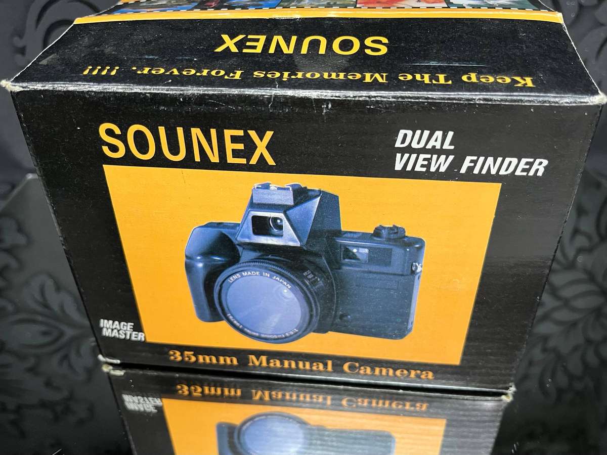 Vintage Sounex 2000DN 35mm Film Camera  Dual Viewfinder Manual Camera with Case & Box