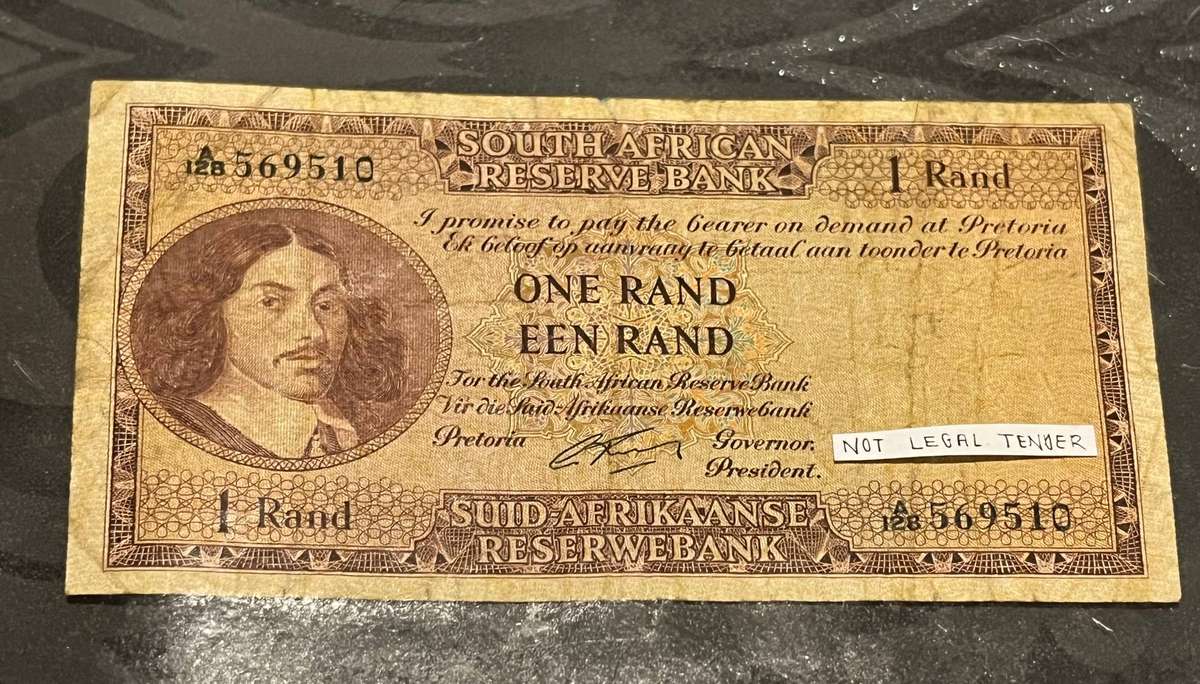 1 Rand Banknote  South African Reserve Bank  Early Issue Collectible