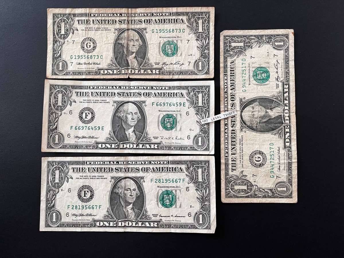 United States $1 Banknote Bundle | Federal Reserve Notes | 4 Notes