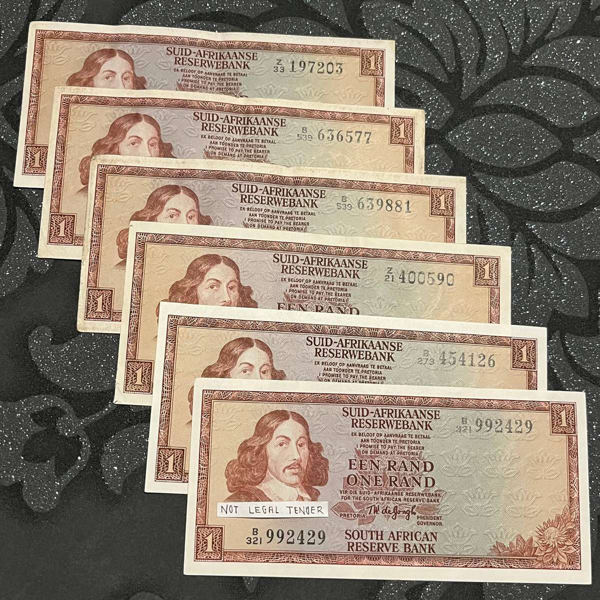 South Africa  Set of 6 × R1 Banknotes (T.W. de Jongh Signature Series)