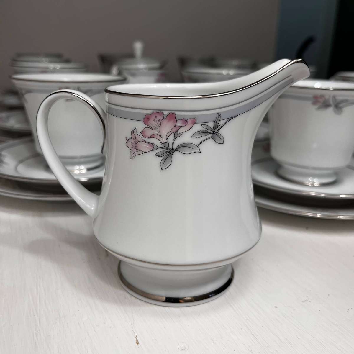 Noritake Legendary Tarkington Tea Set | 12 Trios + Milk & Sugar (38 Pieces)