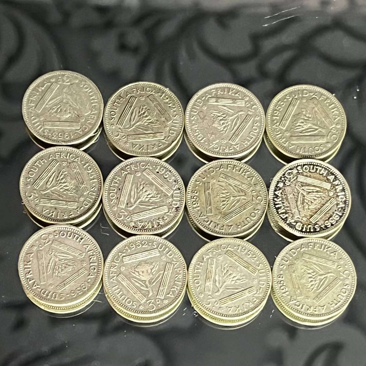 Lot of 12 x South Africa Silver Threepence Coins