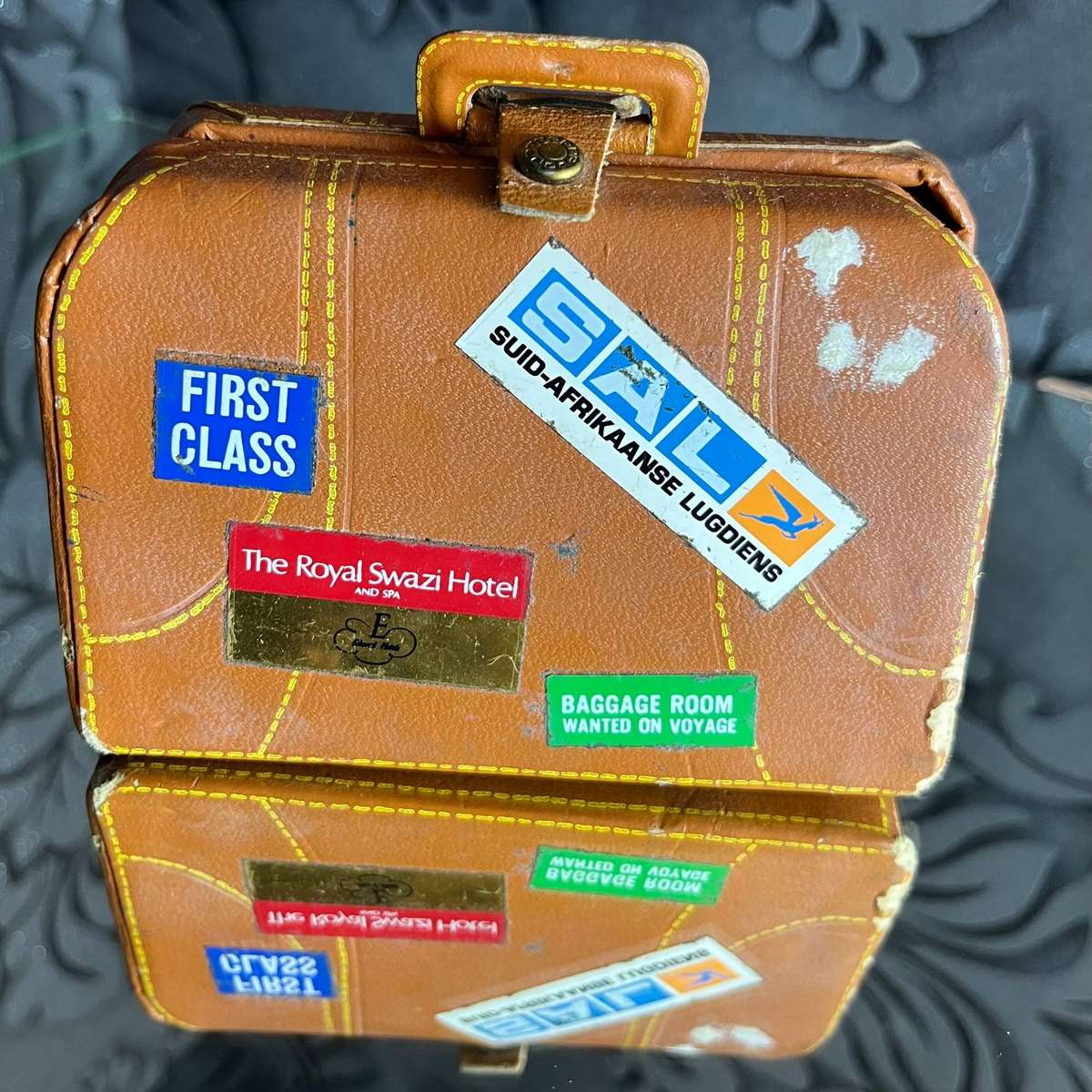 Vintage James Crown Cufflinks in Original Mini Suitcase Box