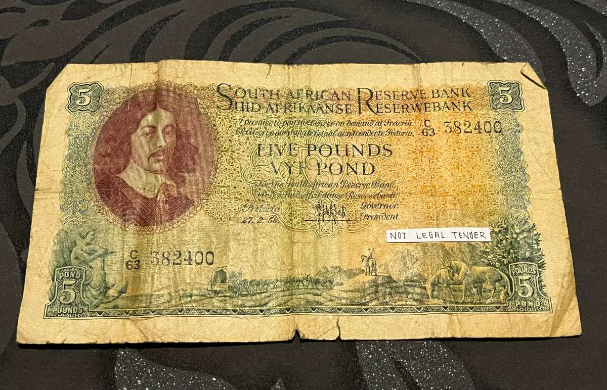 1956 South Africa 5 Pounds Banknote  Jan van Riebeeck  Collectible SARB Note