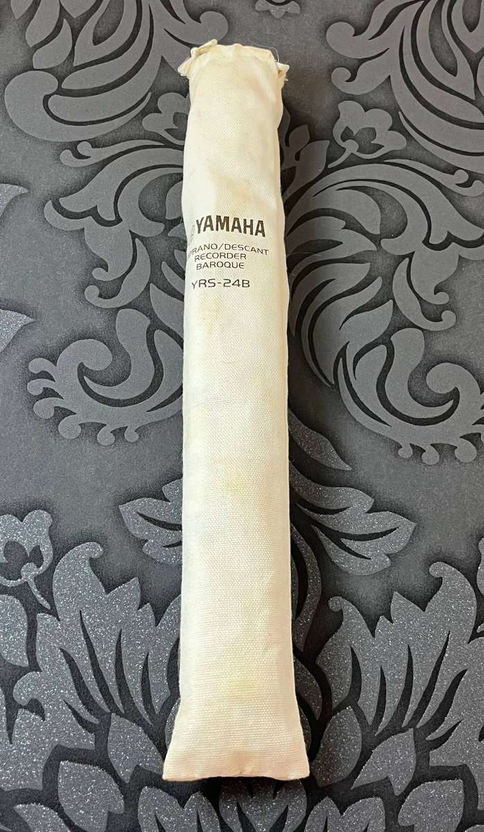 Yamaha YRS-24B Soprano Recorder with Bag & Cleaning Rod