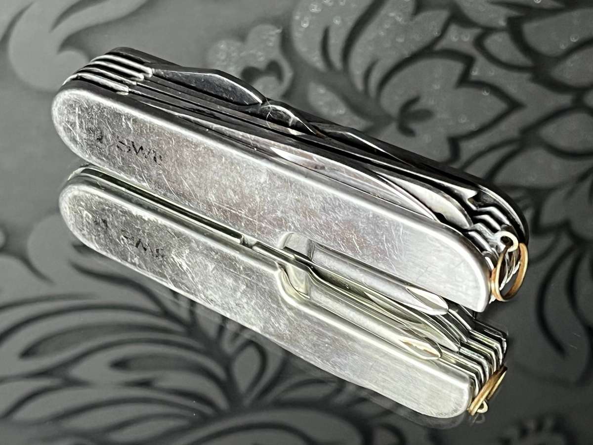 Swiss Style Multi-Tool Pocket Knife  Stainless Steel 11-in-1