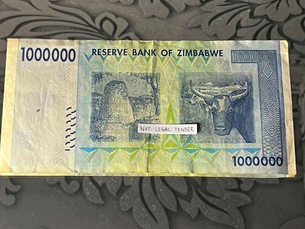 Zimbabwe 2008 One Million Dollar Banknote  Governor Dr. G. Gono  RBZ