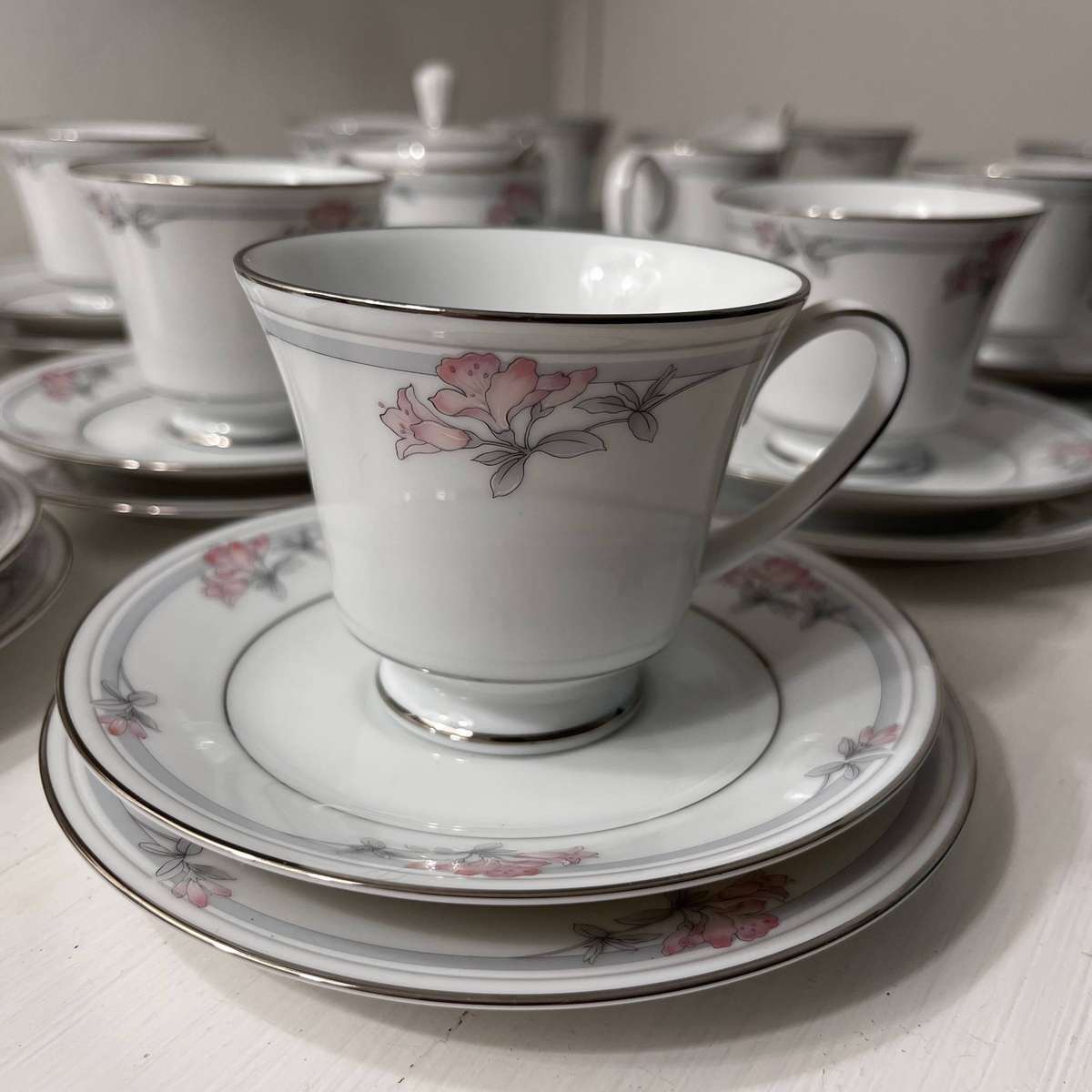 Noritake Legendary Tarkington Tea Set | 12 Trios + Milk & Sugar (38 Pieces)