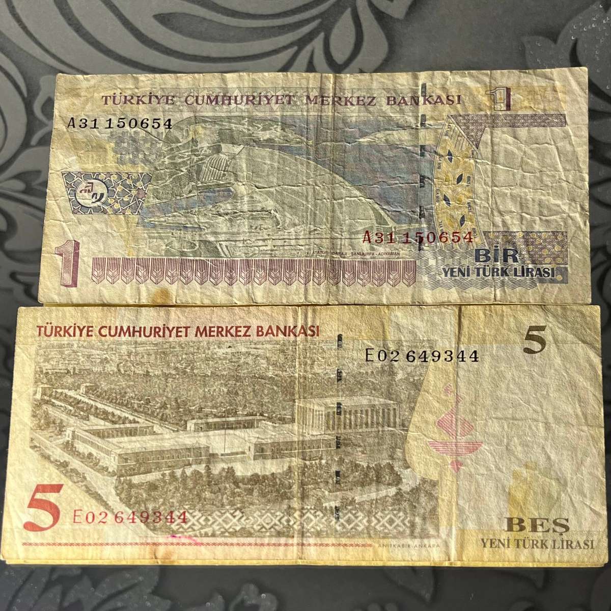 Turkey  1 & 5 Yeni Türk Lirasi Banknotes  Atatürk Issue