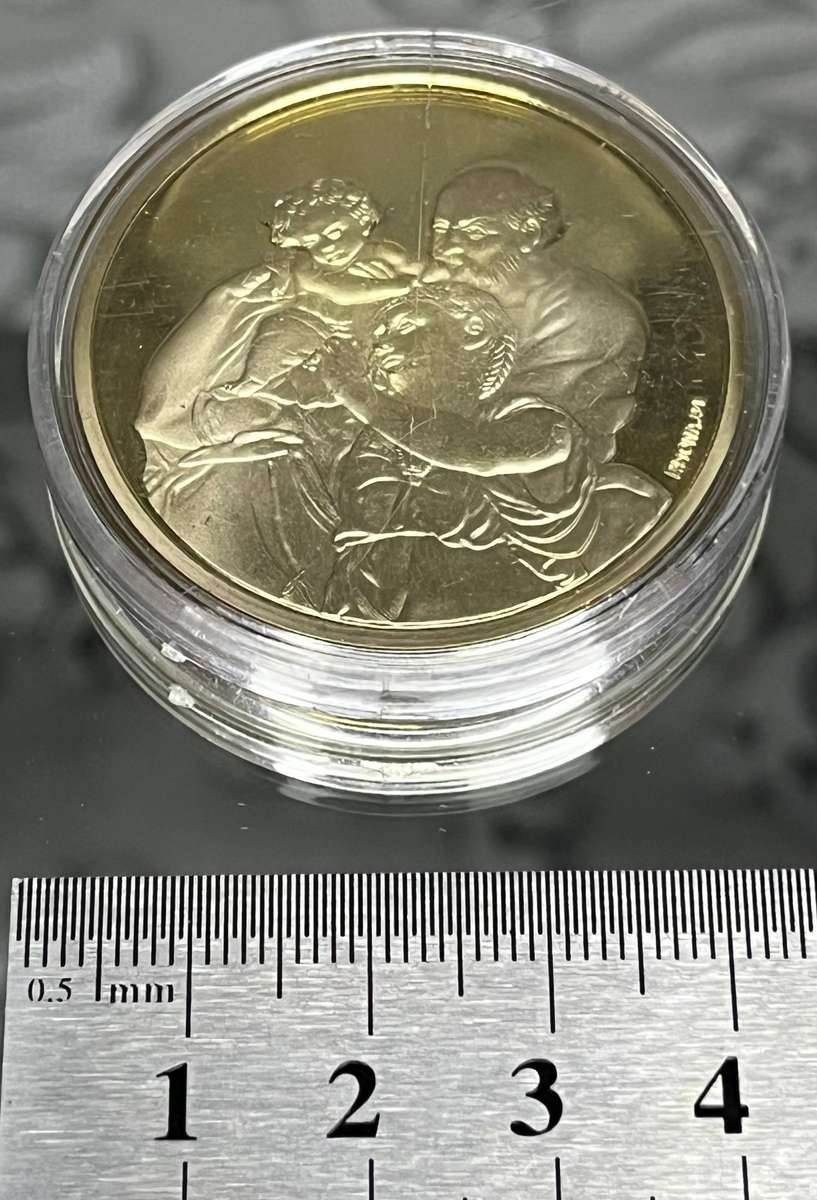  Holy Family Commemorative Medallion  Large Prooflike Finish  Religious Art Collectible