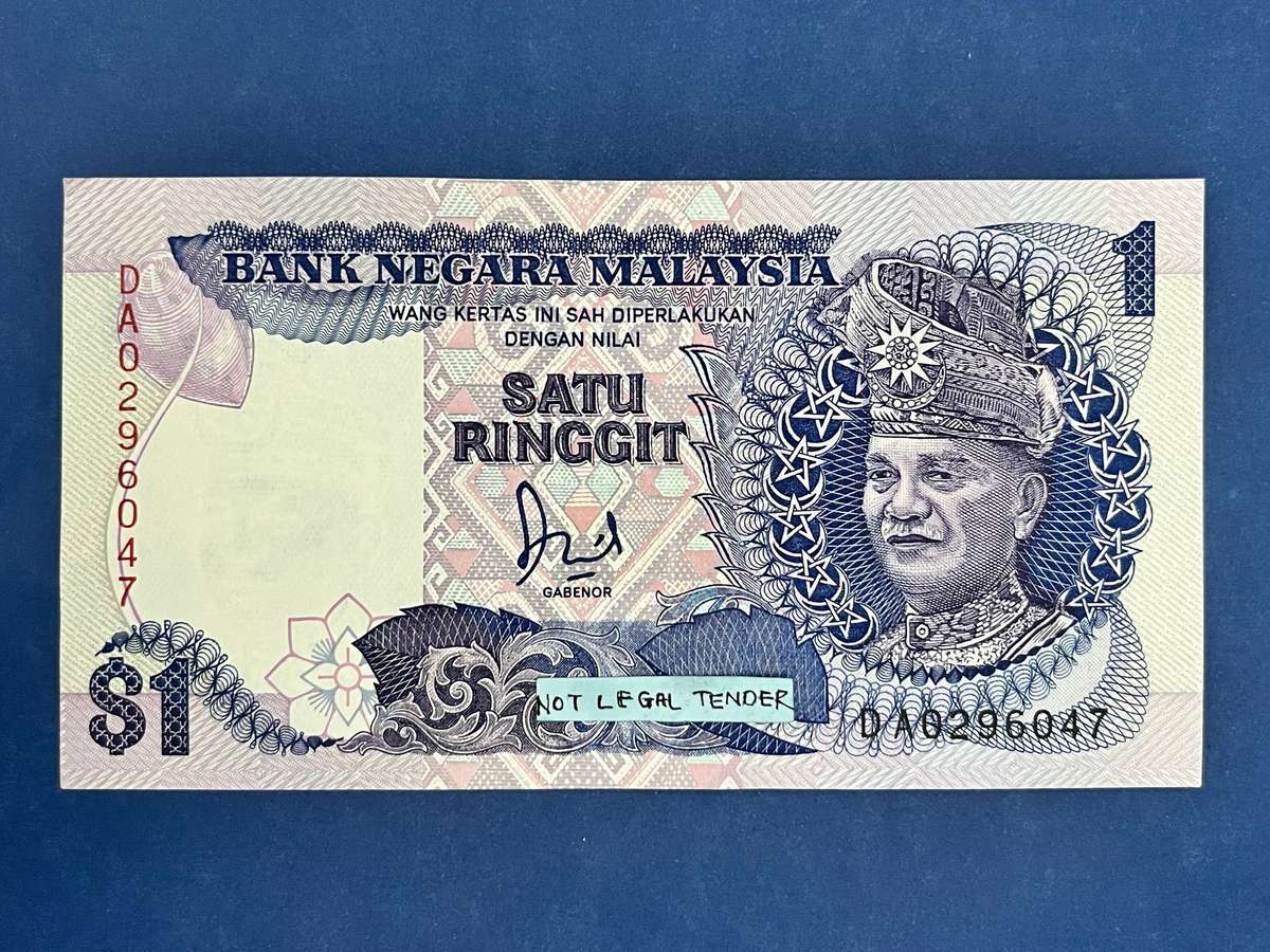 UNC Bank Negara Malaysia  1 Ringgit Banknote