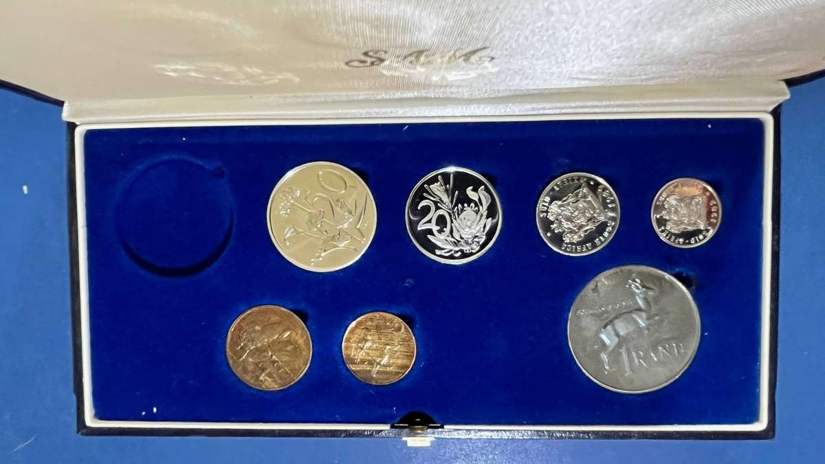  RSA 1977 Incomplete Proof Set with .800 Silver 1 Rand
