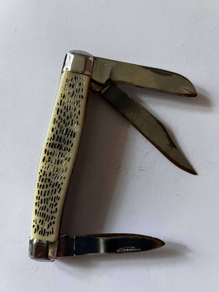 3x Vintage Folding Pocket Knives  Mixed Lot | Wood & Bone Handles