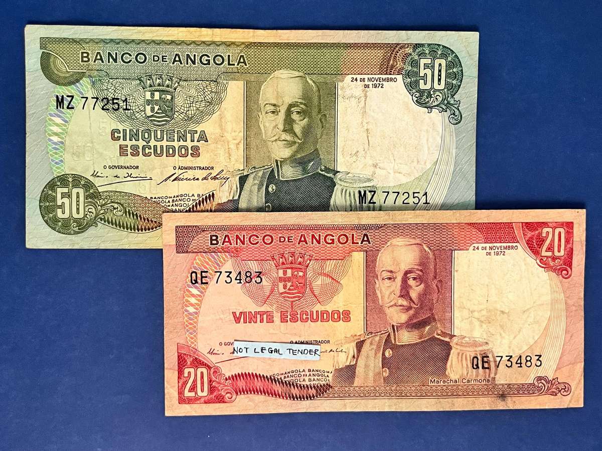 Angola Escudo Banknote Pair  20 & 50 Escudos 1972 Banco de Angola