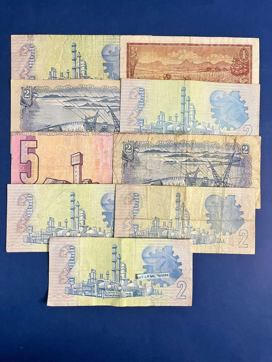  South Africa Banknote Collection  9 Notes Including 1 Rand, 2 Rand & 5 Rand