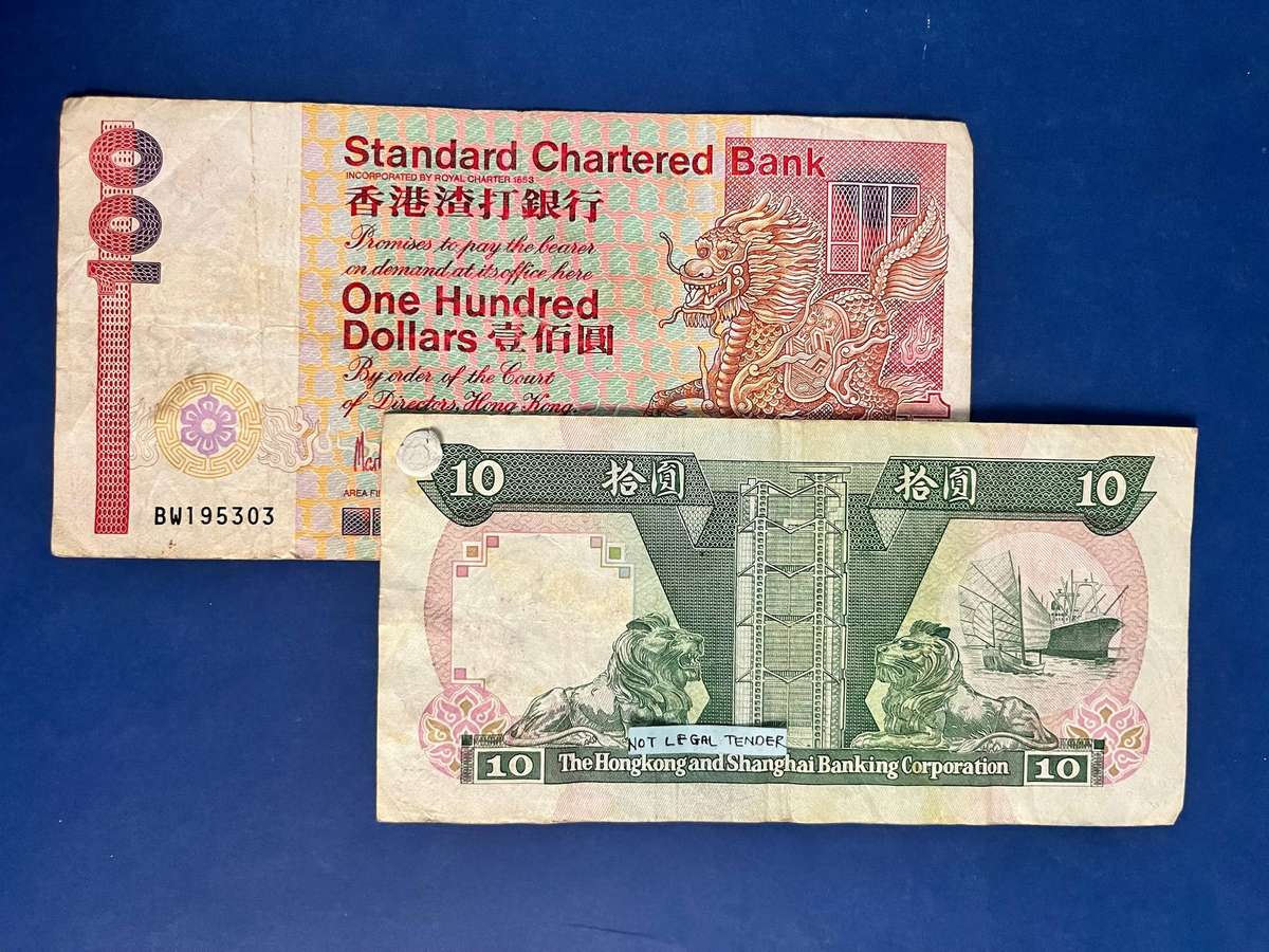Hong Kong Banknote Pair  HSBC $10 & Standard Chartered $100 Dollars