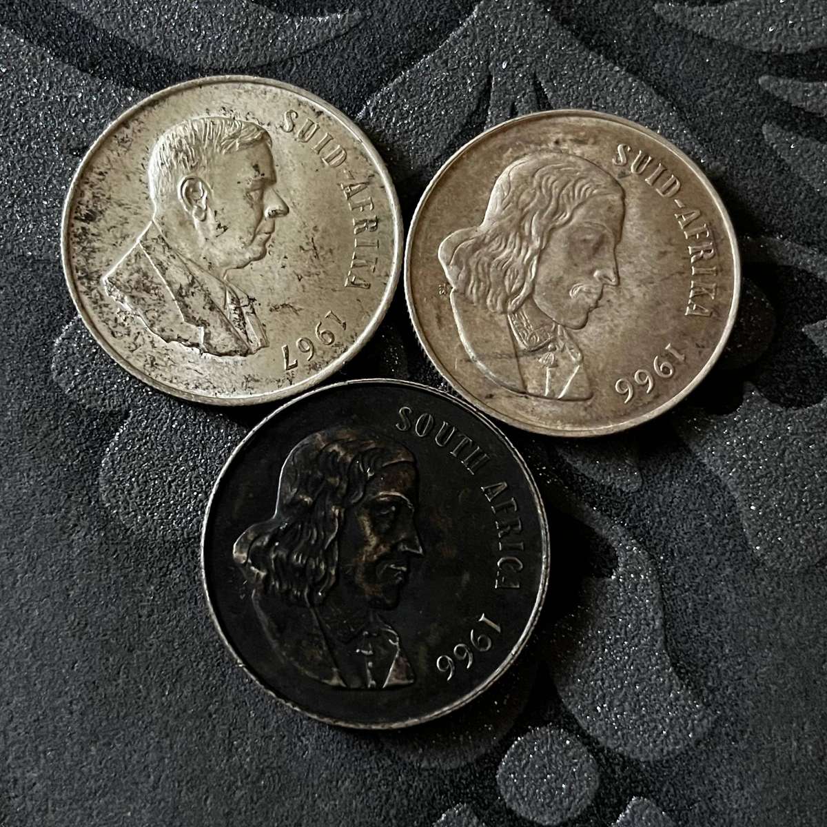 South Africa  R1 Silver X 3 (19961997) 80%