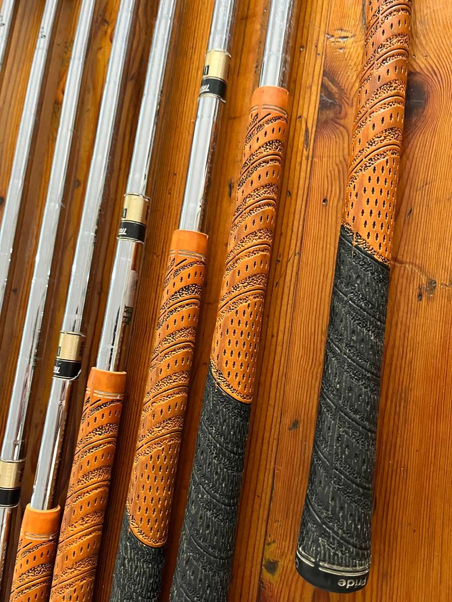  Titleist MB 714 Forged Iron Set 3-PW Dynamic Gold Steel Shafts