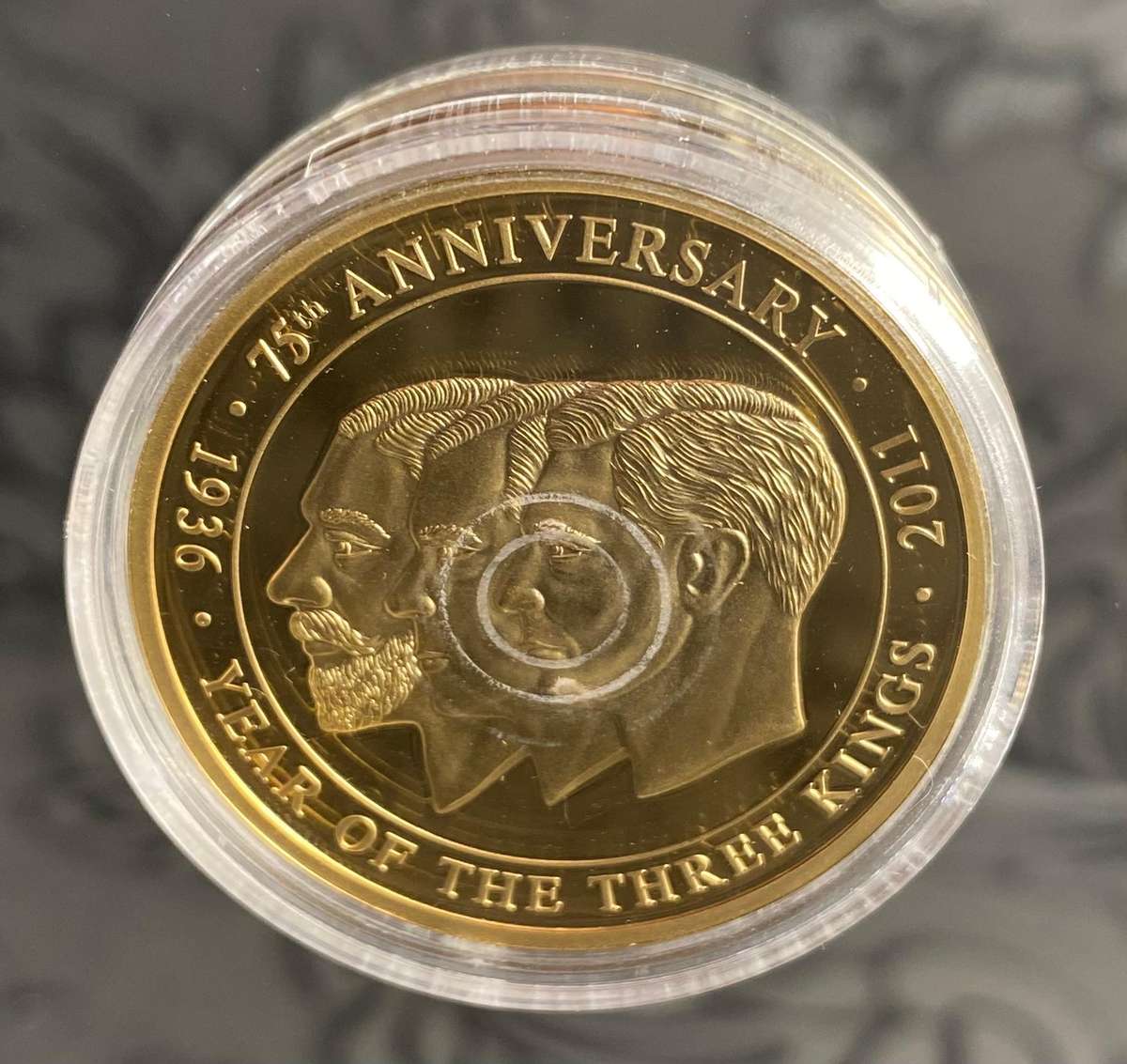 Kings and Queens of the UK  75th Anniversary Proof Coin (2010)