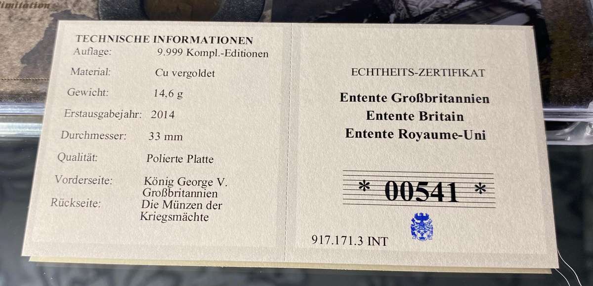 King George V & Coin of the War Force  Proof Collectors Coin (2014)