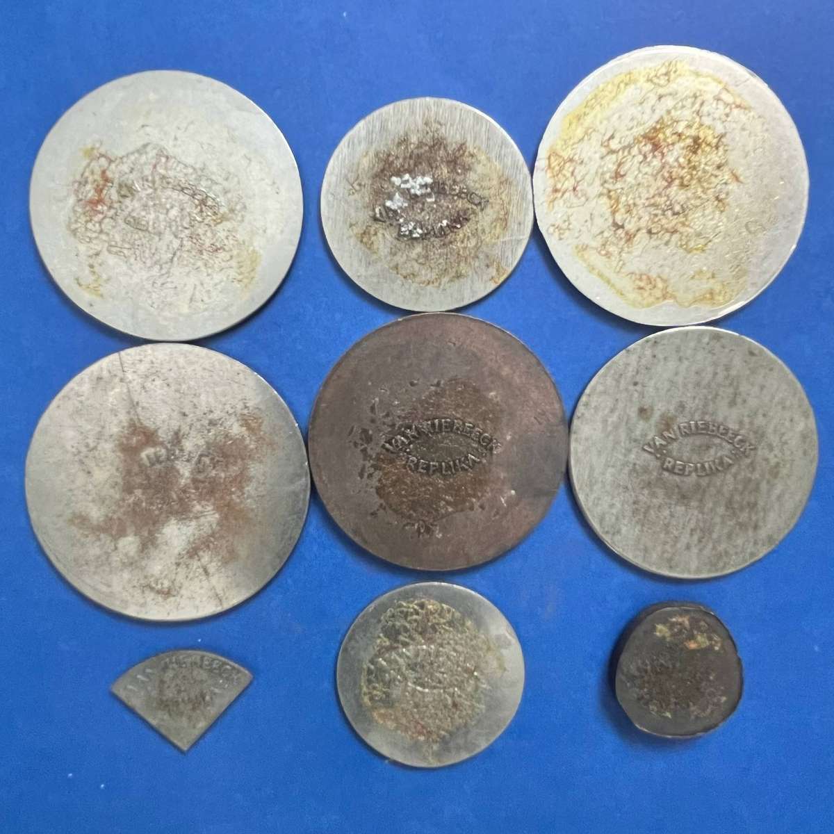  Van Riebeeck Replica's Tokens Lot x9