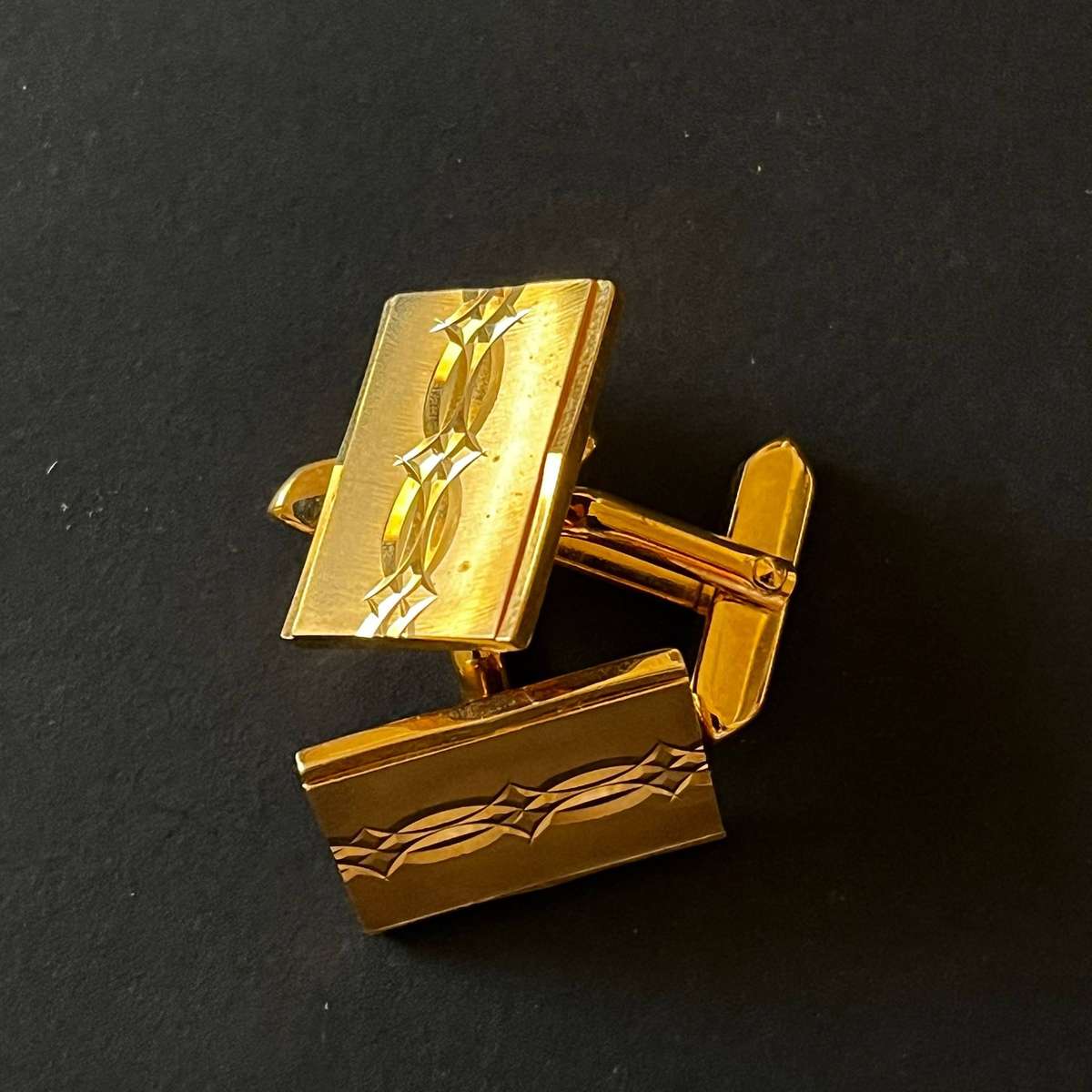 Vintage Rectangular Cufflinks  22ct Hard Gold Clad  Davinci