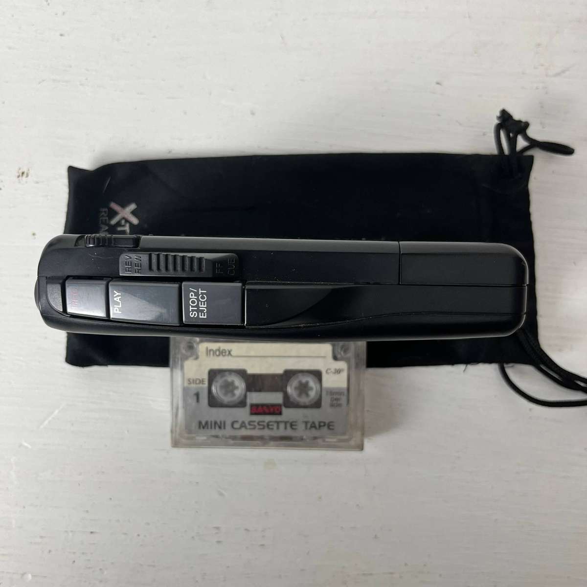  Olympus Pearlcorder S701 Micro Cassette Recorder with Tape & Pouch