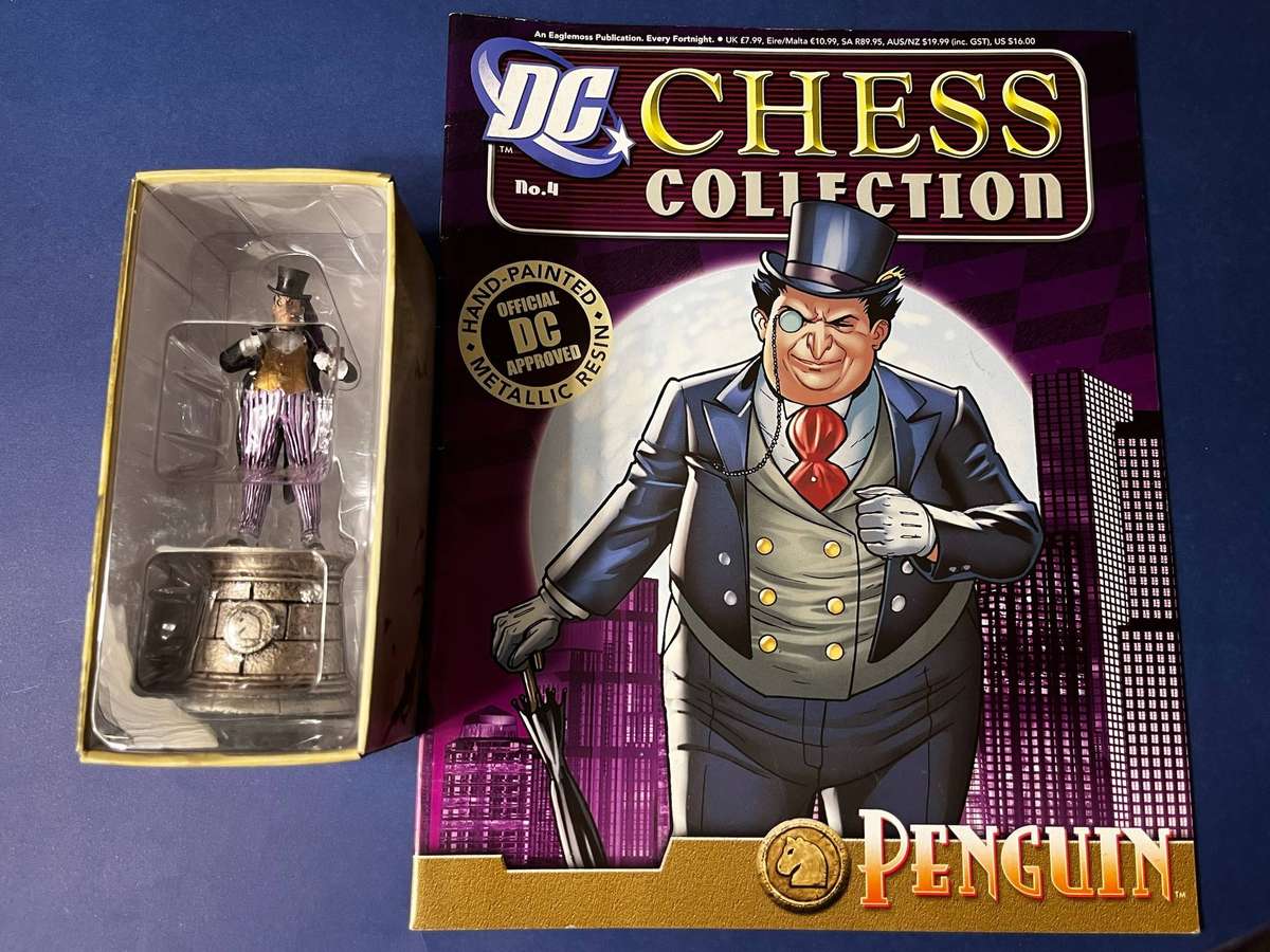  DC Chess Collection  The Penguin Black Knight Figure (Issue No. 4)
