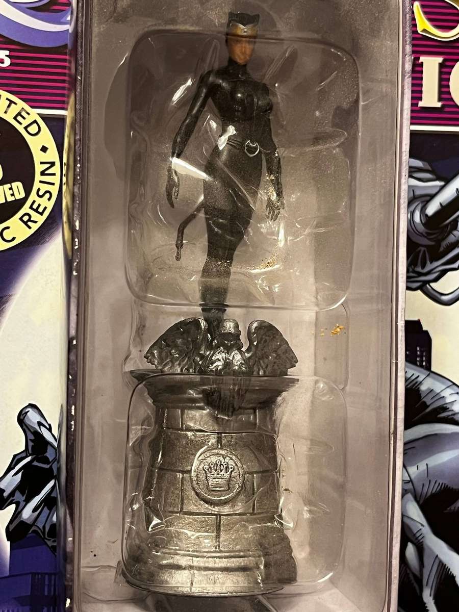  DC Chess Collection  Catwoman White Queen Figure (Issue No. 5)